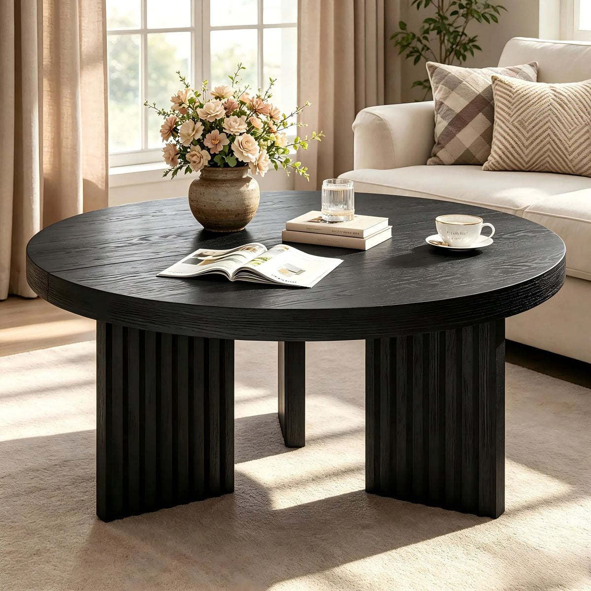 HiMISS Round Coffee Table With Fluted Legs